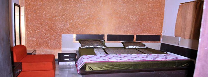 1499/Viren Holiday Home - Agra 06.jpg